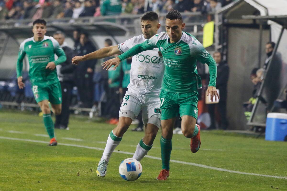 El Pije cayó por 1-2 frente a los Tanos. /Photosport