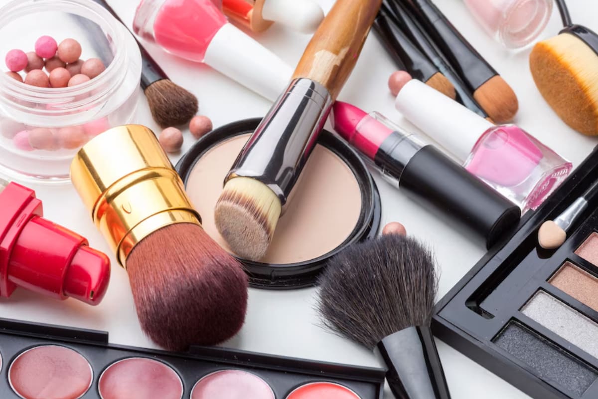 Recibe un 30% de descuento en maquillaje con Banco Falabella.