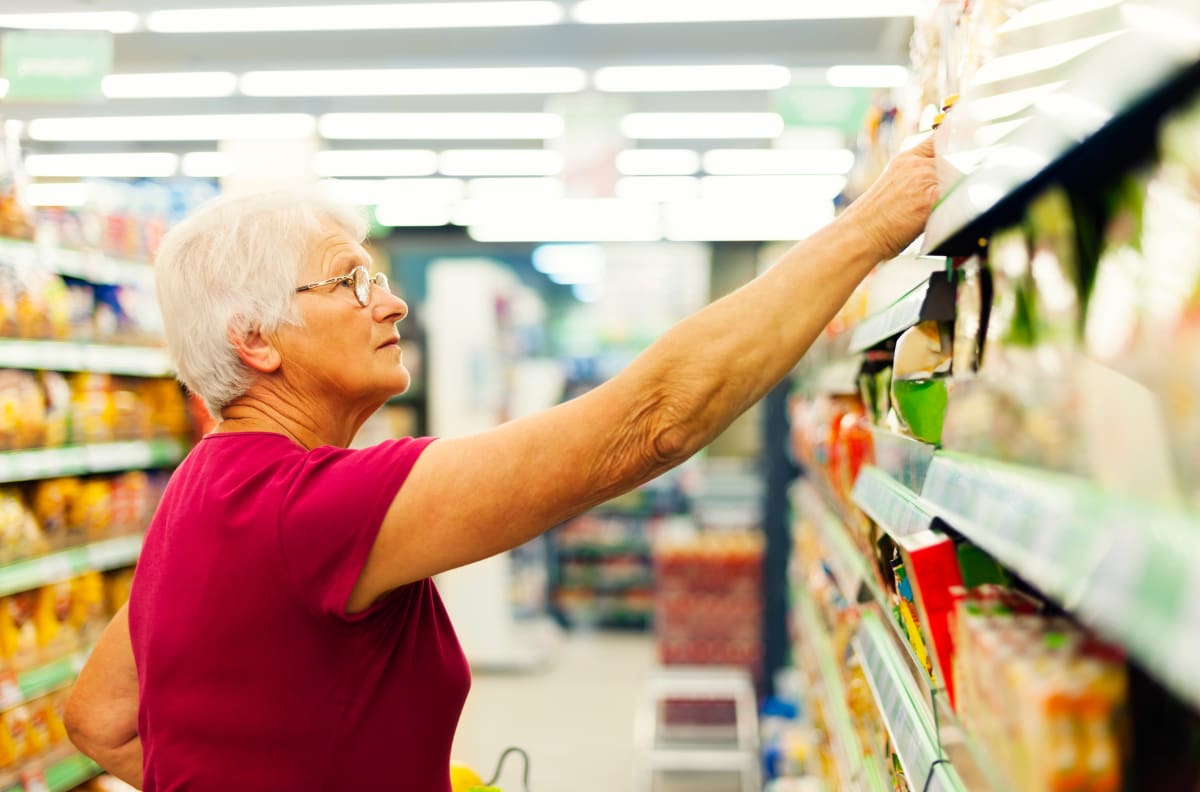 Pensionados de Caja La Araucana podrán obtener 20% de descuento en este supermercado
