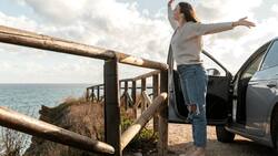 Hasta $150 de descuento por litro: Revisa las ofertas de este importante banco en pasajes y bencina para Semana Santa