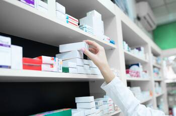 Caja Los Héroes entrega tercera unidad de medicamento a $1 en esta popular farmacia