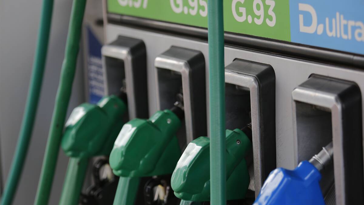 Así puedes ahorrar $200 por litro de bencina durante los últimos días de diciembre