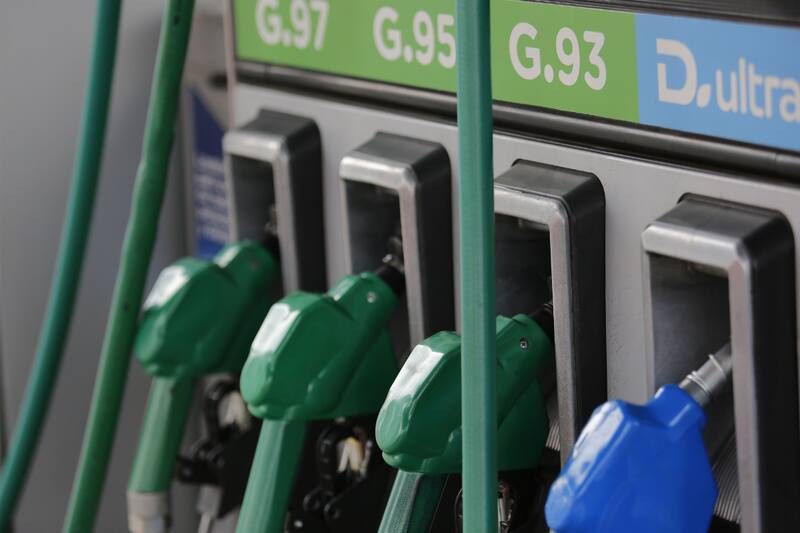 Conoce cómo ahorrar en el precio del combustible.