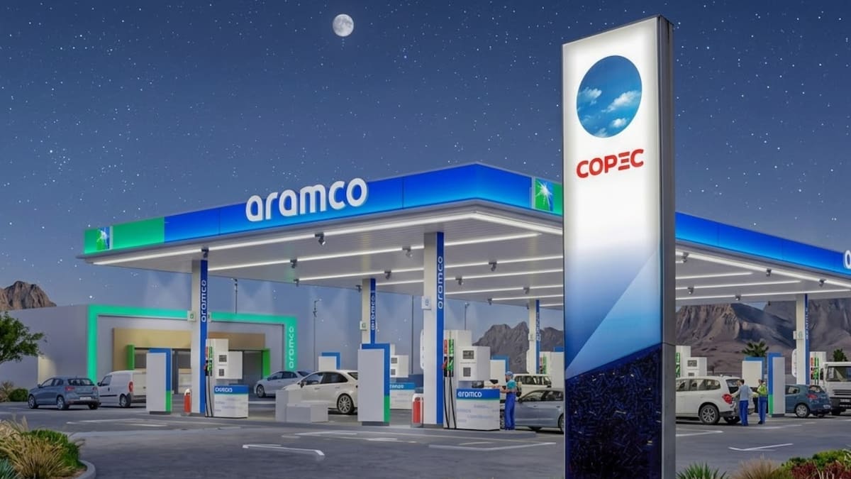 Tras alza de $370 por litro: Copec y Aramco ofrecen hasta $300 de descuento en bencina y diésel