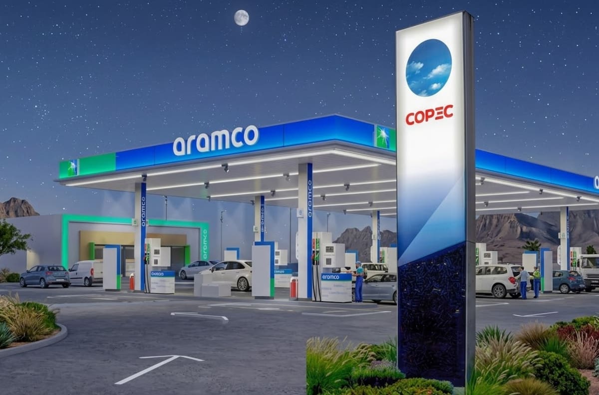 Tras alza de $370 por litro: Copec y Aramco ofrecen hasta $300 de descuento en bencina y diésel