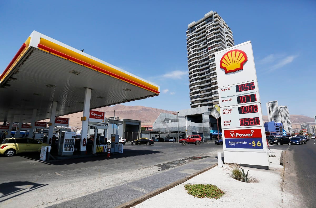 Shell ofrece $300 de descuento en bencina: Estos días de abril puedes conseguir la rebaja en combustibles
