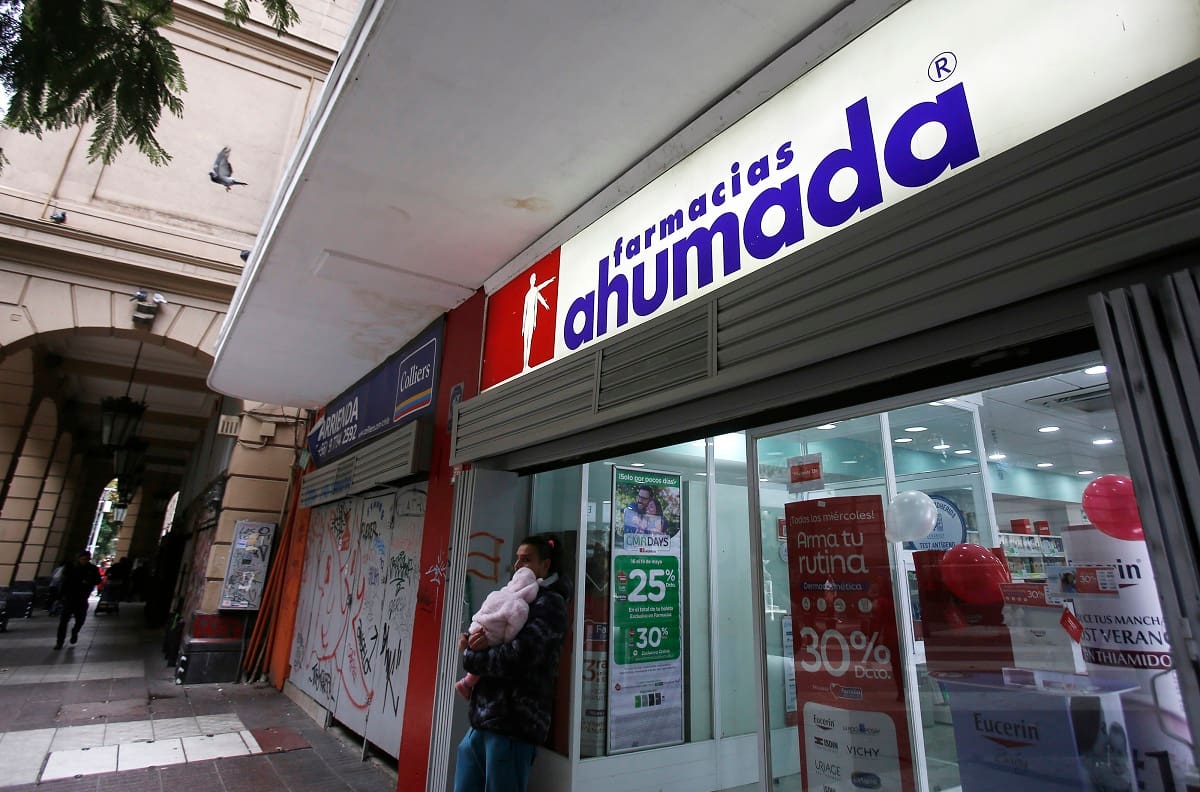 Compra con un 45% de descuento en medicamentos en Farmacias Ahumada si eres afiliado a Caja 18