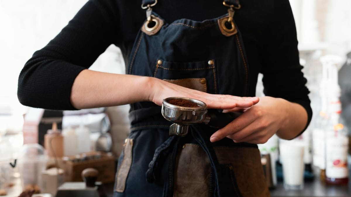 Conocida cafetería eliminará 1.100 puestos de trabajo: tiene locales en Chile