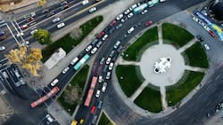 Anuncian desvíos y cortes de tránsito en la Región Metropolitana por marchas conmemorativas del 11 de septiembre