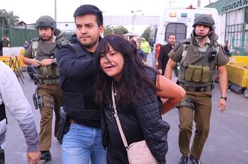 Homicidio frustrado: El delito que complica a la mujer que disparó en Lo Valledor