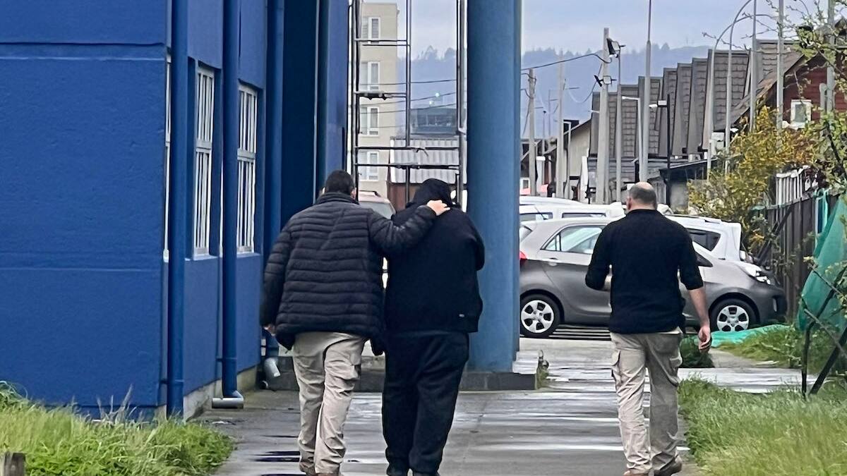 Dan a conocer nombre de detenidos vinculados a RML: Carabinero era investigado hace un año