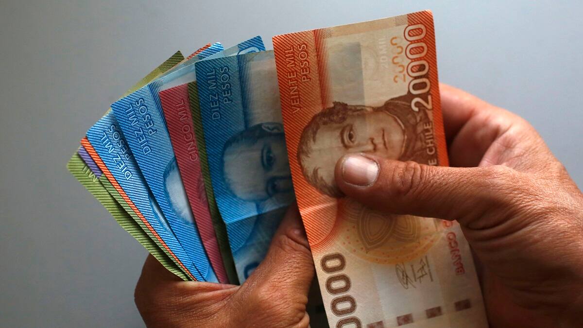 Instituto de Seguridad Laboral realiza devolución de excesos: Consulta con tu RUT si tienes hasta $973.000 por cobrar