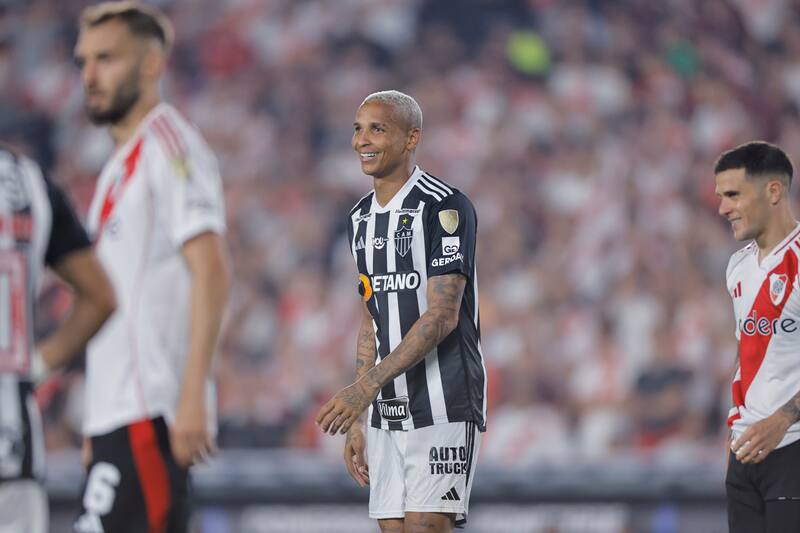 provocó durante todo el partido a los hinchas de River Plate.