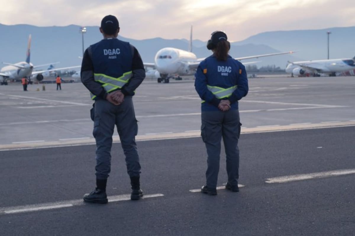 Conoce los empleos que tiene la Dirección General de Aeronáutica Civil.