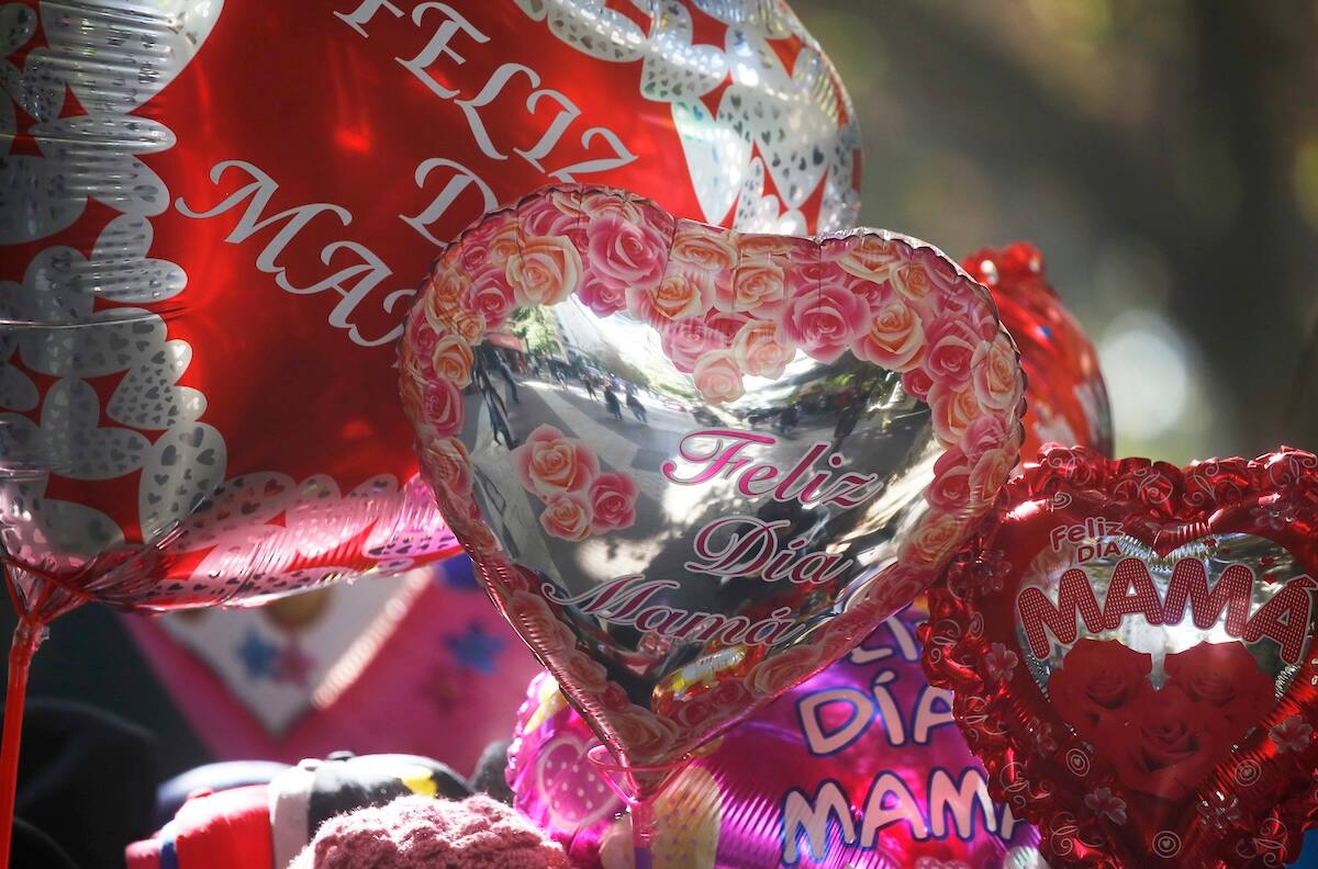 Día de la Madre: Estos son los productos que más compran los chilenos y el monto que destinan