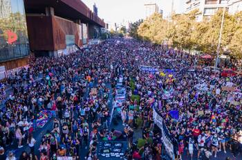 Día Internacional de la Mujer: Cuándo y dónde se realizará la marcha del 8M en Santiago