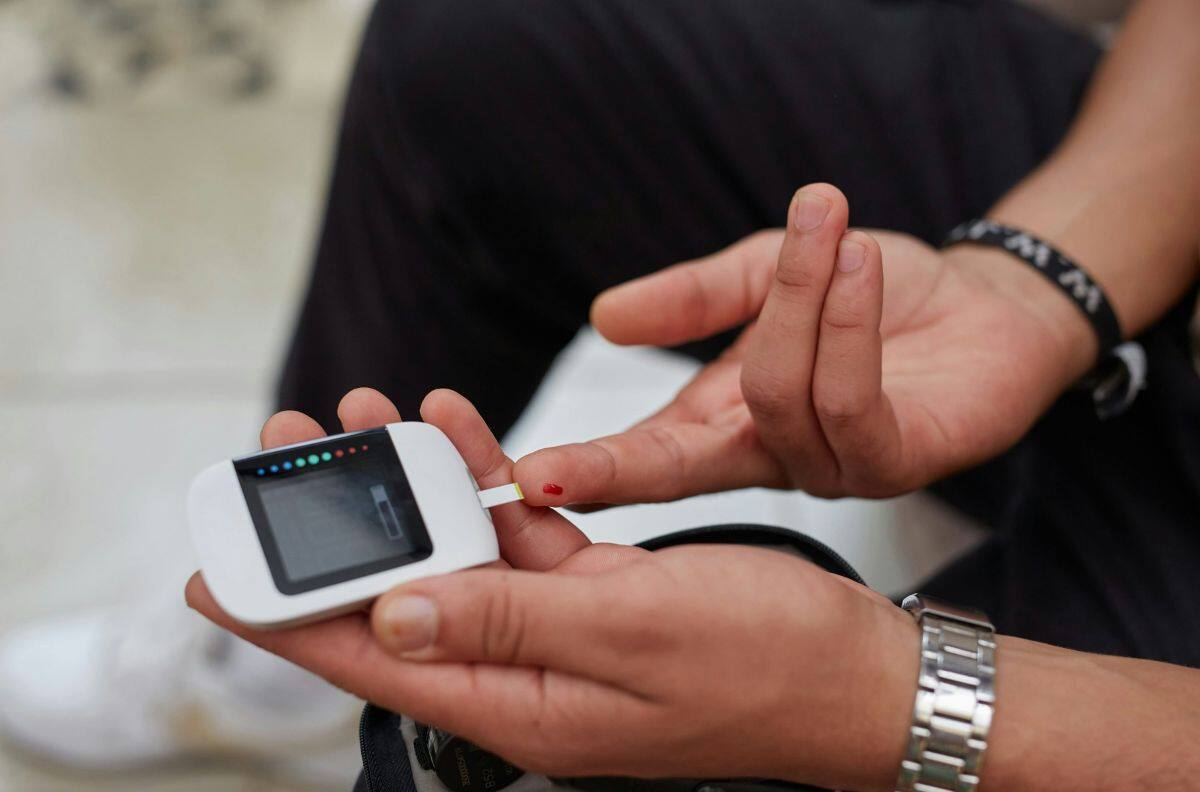 “Al inicio es asintomática por años”: Diabetóloga del Hospital Clínico U. de Chile revela los síntomas desconocidos de la diabetes