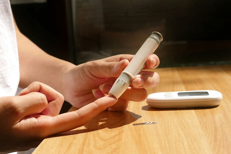 Los expertos apuntan a la importancia de realizar controles preventivos para diagnosticar y tratar a tiempo la enfermedad. Créditos: Unsplash.