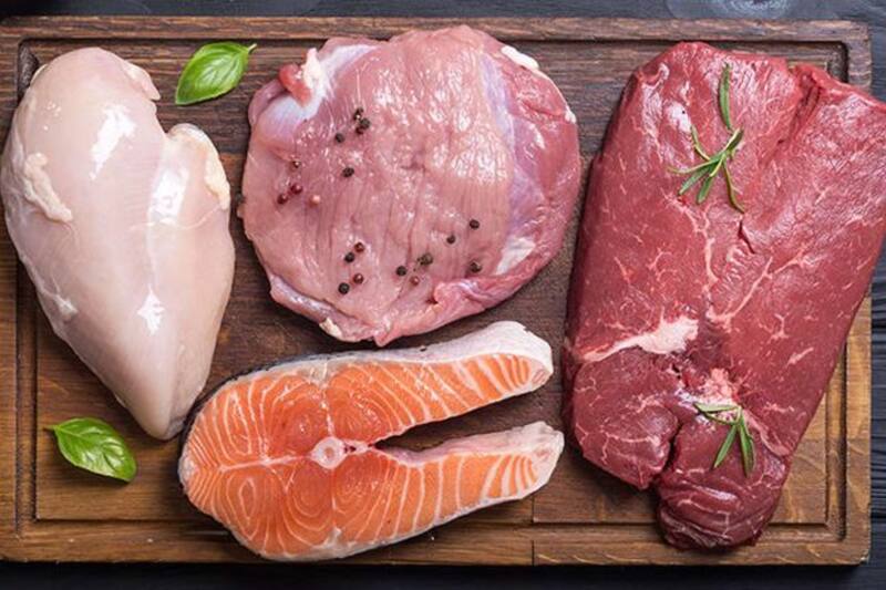 Si padeces esta condición, deberías limitar el consumo de un tipo de carne en específico.