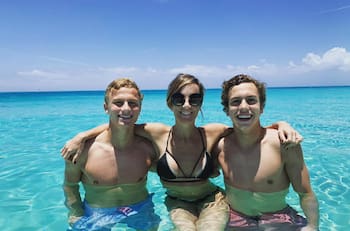 Diana Bolocco le dedica sentidas palabras a su hijo Diego Cisternas por su cumpleaños 21