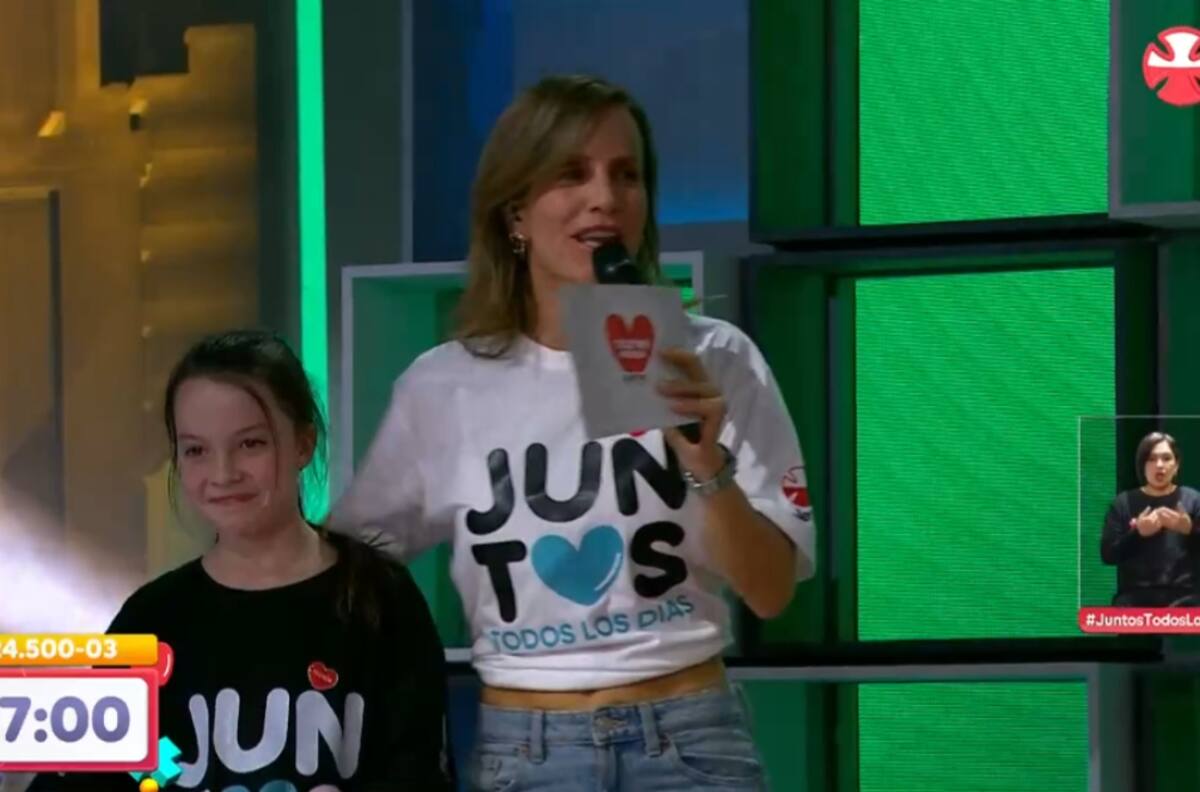 VIDEO: La inesperada aparición de la hija de Diana Bolocco en la Teletón