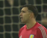 VIDEO | Así relataron en ESPN el error de Dibu Martínez que le costó la derrota a Aston Villa