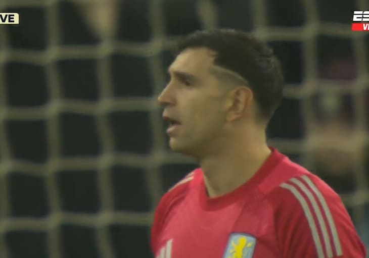 VIDEO | Así relataron en ESPN el error de Dibu Martínez que le costó la derrota a Aston Villa