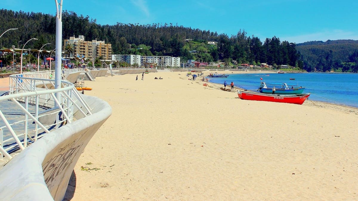 ¿Cuánto cuesta viajar a Dichato?: Precio de los pasajes, hospedajes y panoramas para pasar el verano en la Región del Biobío