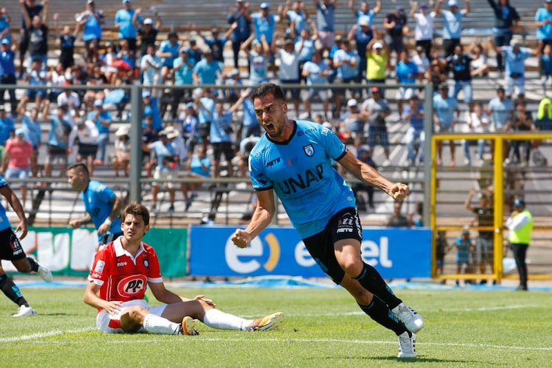 Diego Bielkiewicz dejó un gran recuerdo en Deportes Iquique. Crédito: Agencia Aton.