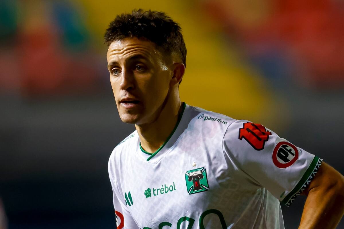 El experimentado volante en Temuco.