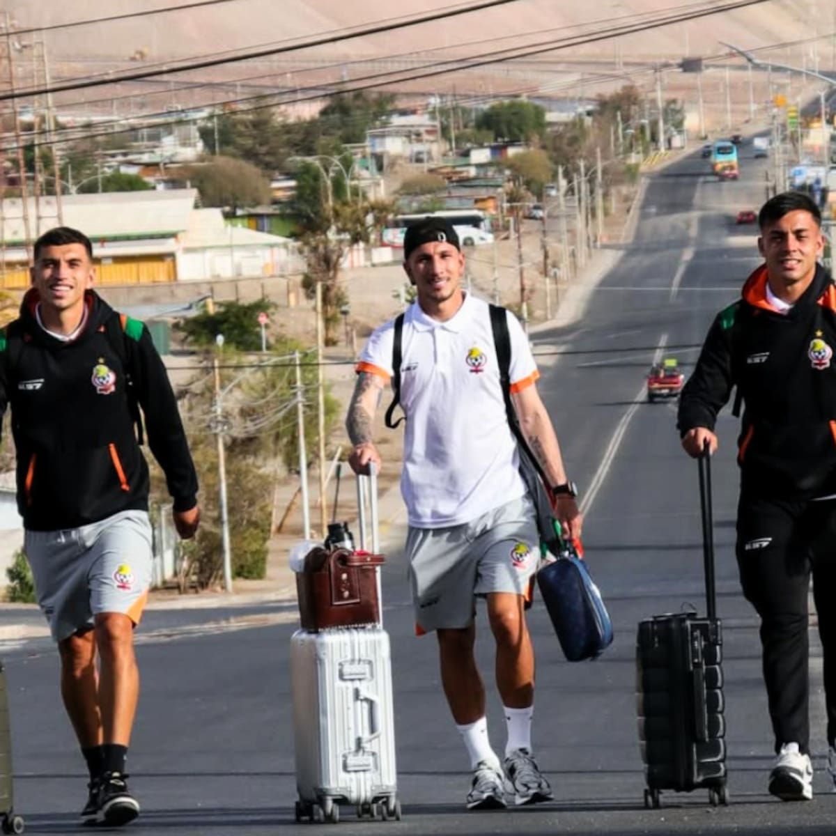 Se formó en Cobresal y revela los secretos de vivir en El Salvador: “Vivíamos todos en la misma calle”