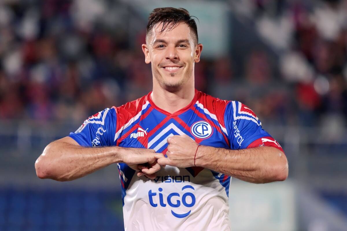 El delantero argentino queda libre a fin de año