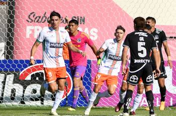 Figura del fútbol chileno se podría perder lo que resta del Campeonato Nacional por lesión