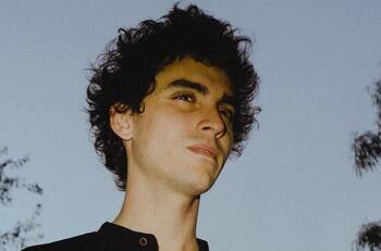 Quién es Diego Cuevas, músico e hijo de Beto Cuevas