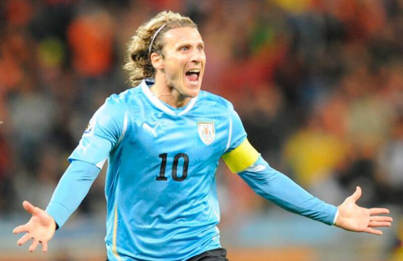 Diego Forlán prefirió a Peñarol por sobre Colo Colo