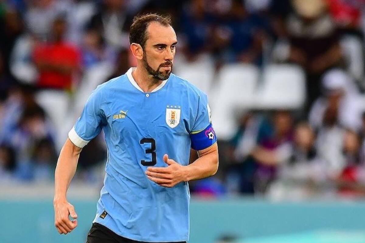 El jugador con más partidos de la Selección de Uruguay dirá adiós al fútbol profesional.
