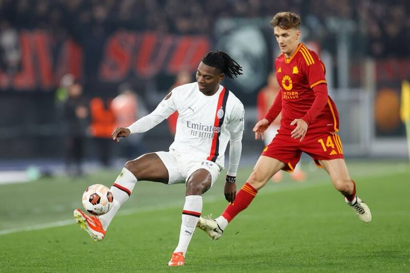 Diego Llorente con la camiseta del AS Roma en la temporada pasada.