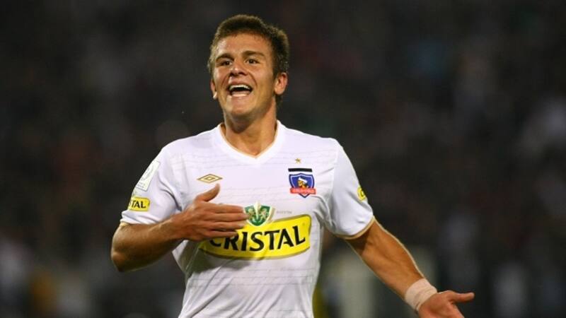 Diego Rubio vistiendo la camiseta de Colo Colo.