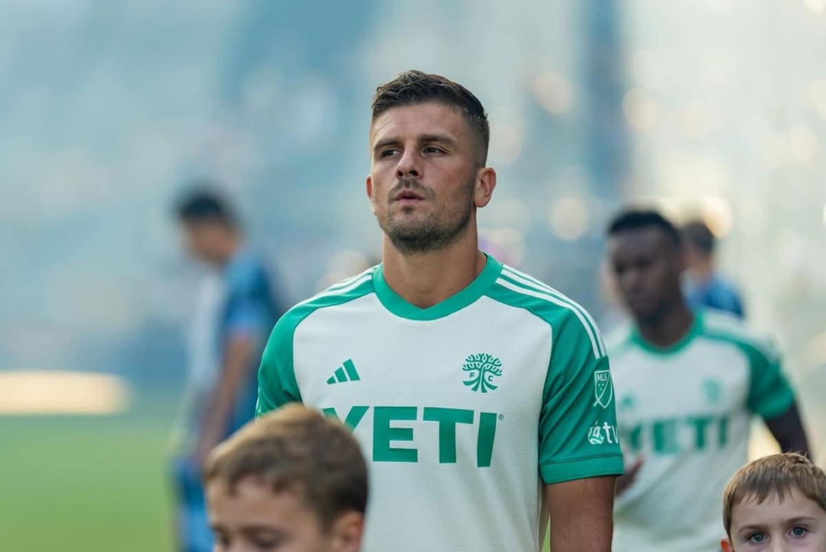 El Asutin FC está analizando la continuidad del chileno en el club, de no confirmarse, quedará libre y podría ser una opción para Colo Colo. Foto: @Diegorubiok.