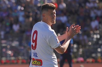 Recordado ex goleador del fútbol chileno sale del retiro a los 44 años y ficha por club de la ANFA