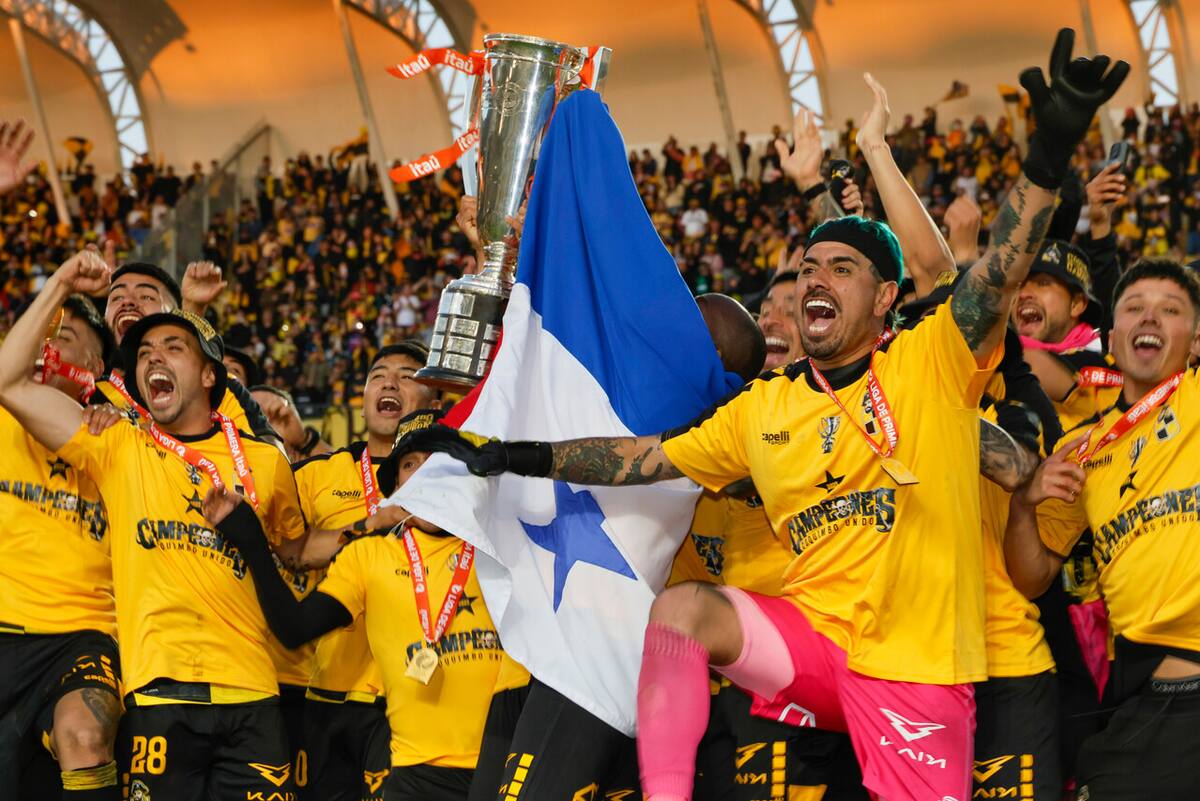El Mono es una de las grandes figuras del Coquimbo campeón. Foto: Agencia Aton.