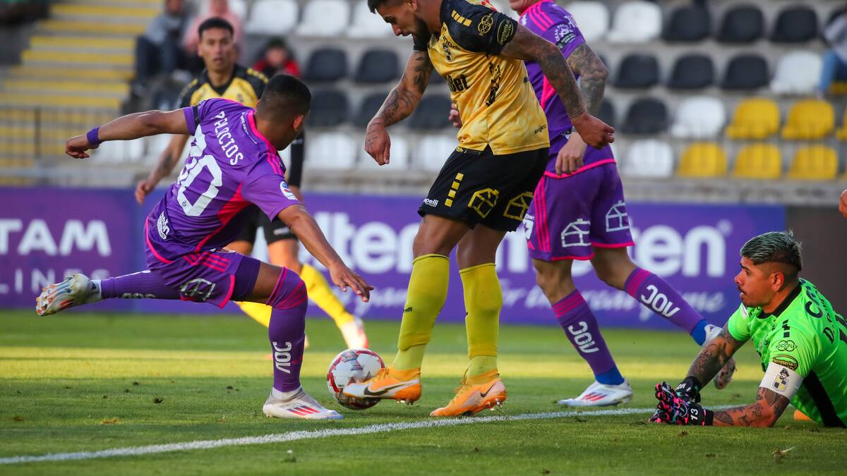 Se suma a Marcelo Díaz: otra figura del fútbol chileno sufrió hoy una encerrona en Santiago