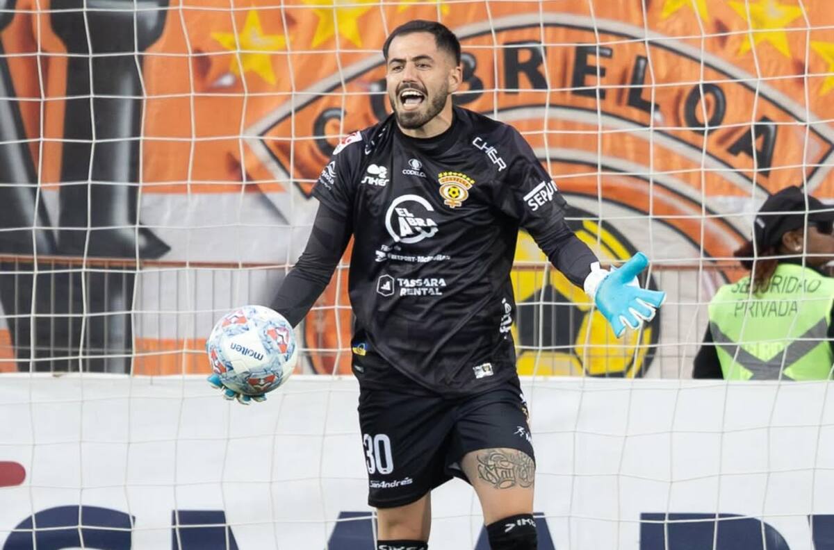 “Es una obligación”: El arquero del Cobreloa líder revela la presión de volver a Primera División