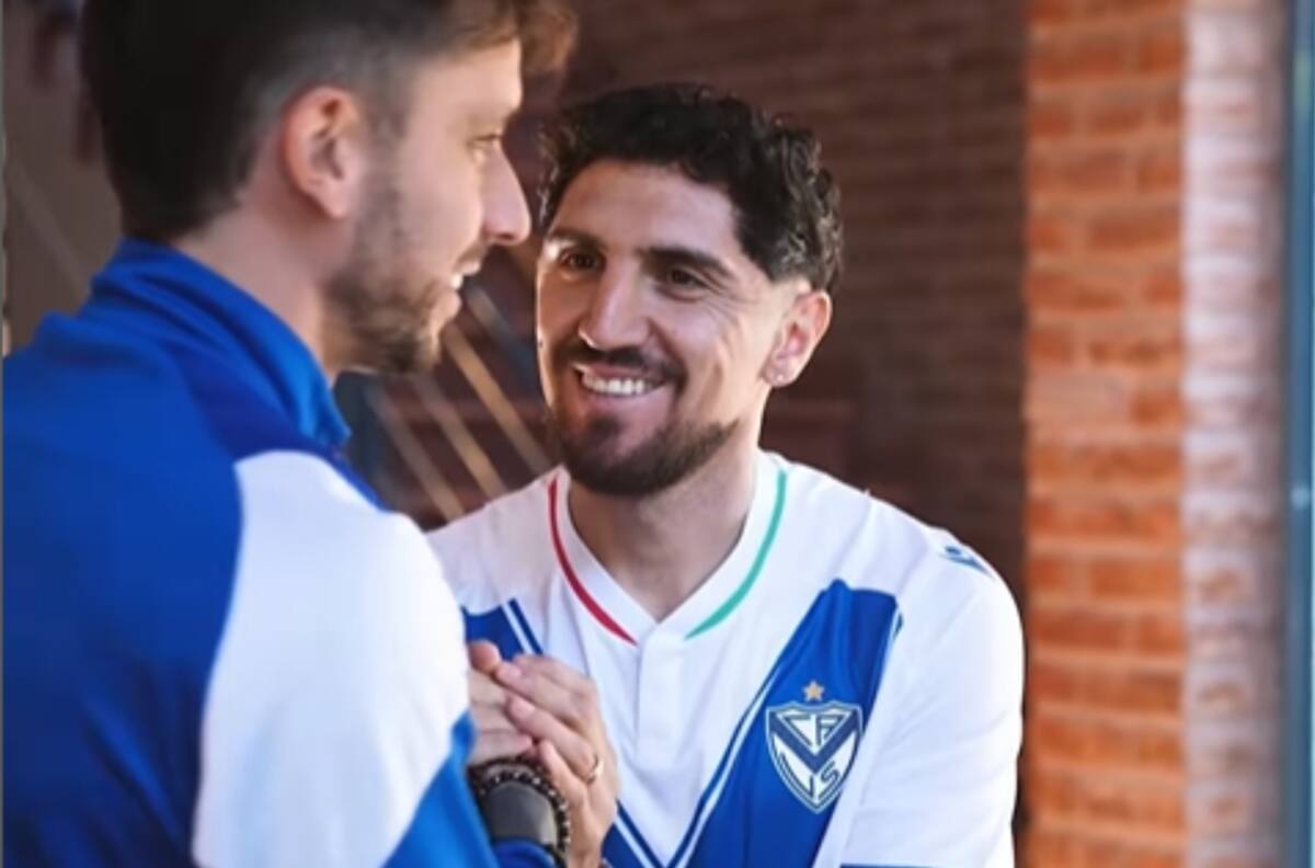 Atención Colo Colo: el refuerzo de Vélez que podría encaminar la salida de Diego Valdés