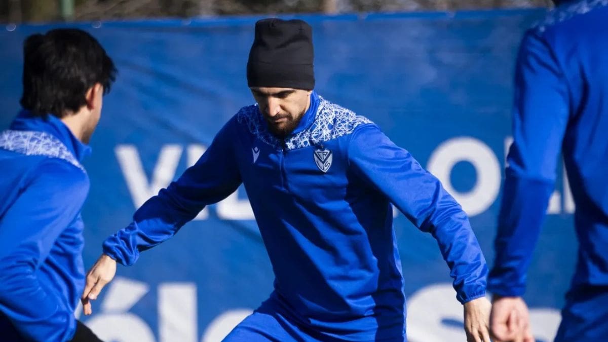Vía libre para irse... ¿a Colo-Colo? En Argentina avisan que DT de Vélez no cuenta con Diego Valdés