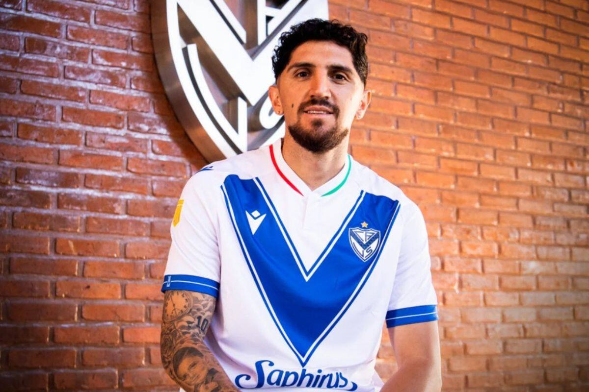 El chileno aún no debuta en Vélez. Foto: @Velez