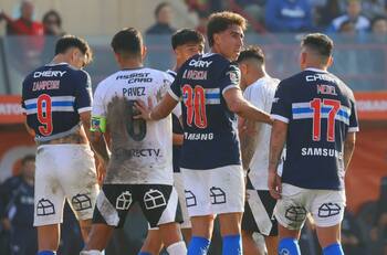 Un refuerzo y un juvenil: el top 3 de peores evaluados en la UC durante el primer semestre