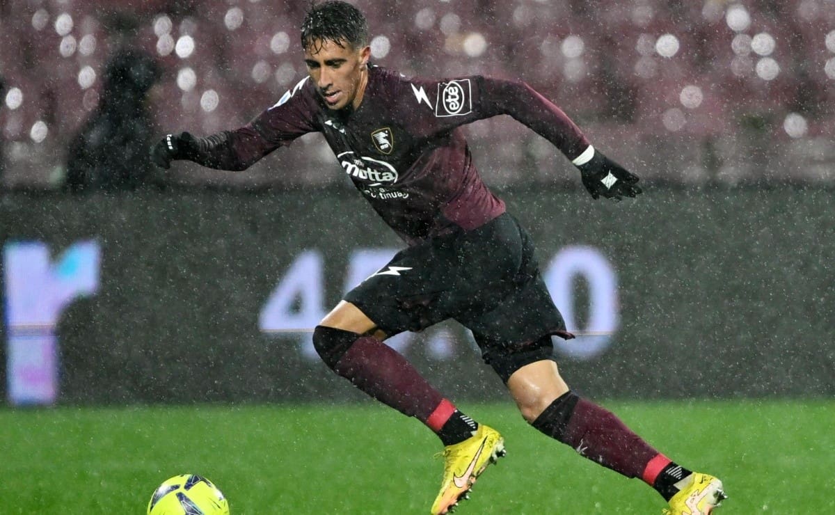 Diego Valencia podría jugar en su segundo club en Italia.