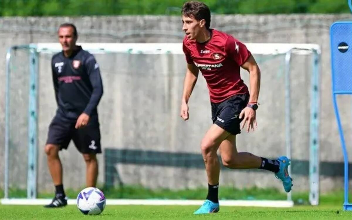 Diego Valencia espera dejar la suplencia con el nuevo DT