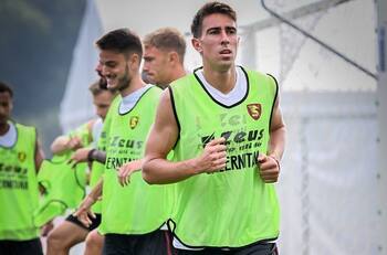 Giro inesperado para Diego Valencia en Salernitana: aseguran que está “distraído”